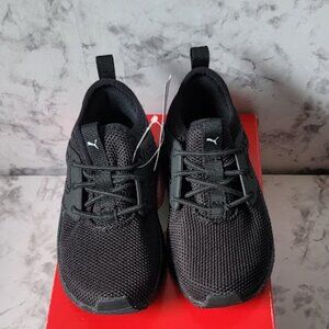 BOYS PUMA SNEAKERS - ALL BLACK YOUTH SIZE 8 KINDERFIT SOFTFOAM